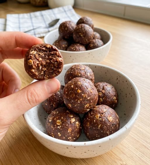 Chocolate Energy Bites